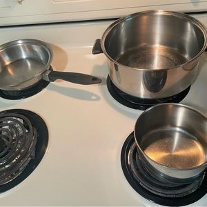 Stainless steel kitchen ware GOOD CONDITION